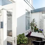 Bensan House *